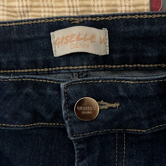 Almost brand new, maybe wore twice. Hi-rise cut. - Picture 3 of 7